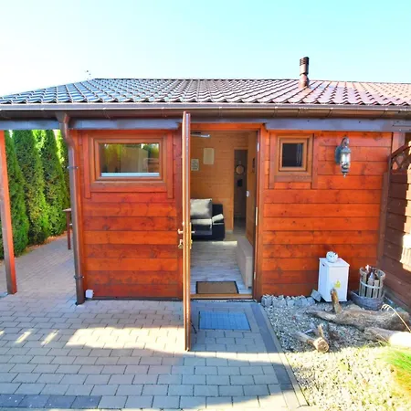 Single-story, Year-round 펜션